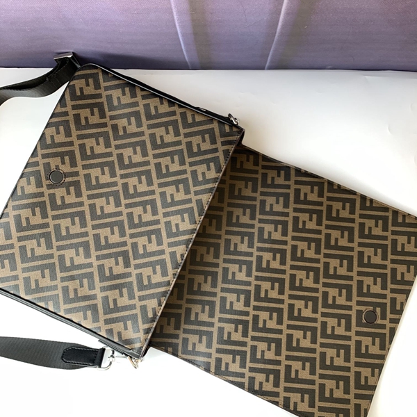 スーパーコピーブランドバッグ角部分ディテール